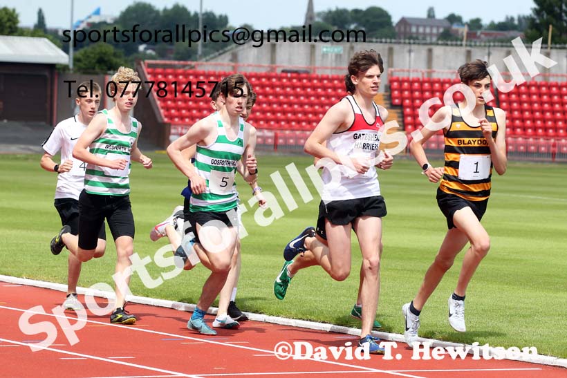 3000 metres Northumberland, Durham and Northumberland Schools, Saturday, June 19th, Gateshead Stadium. Photo: David T. Hewitson/Sports for All Pics
